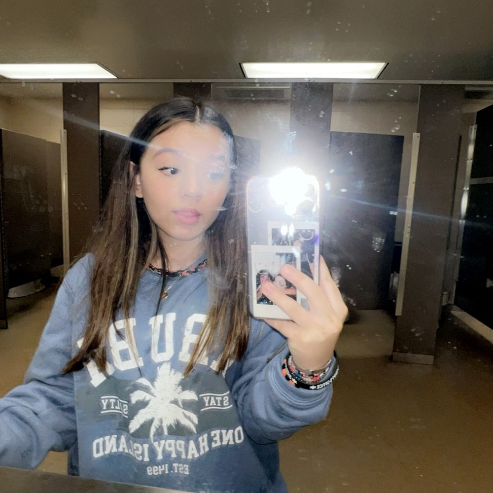 Meet your Posher, Adriana